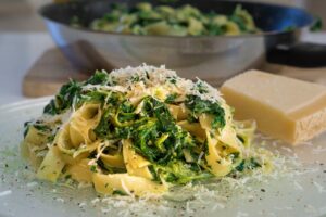 spinach artichoke dip pasta