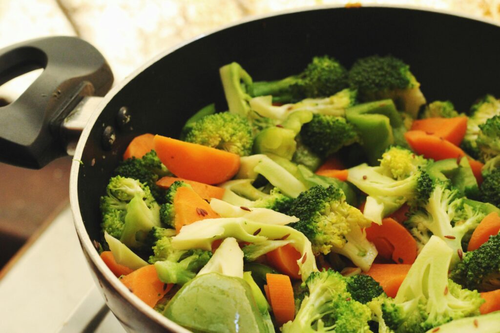 A Broccoli and Carrots on the Frying Pan